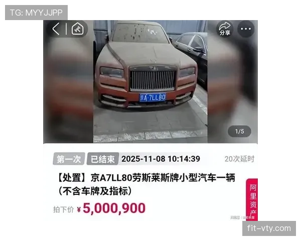 苏炳添拎着塑料袋逛菜市场,气场竟然把隔壁豪车主压了下去,反差看着怪带劲 苏炳添拎着塑料袋逛菜市场,气场竟然把隔壁豪车主压了下去,反差看着怪带劲